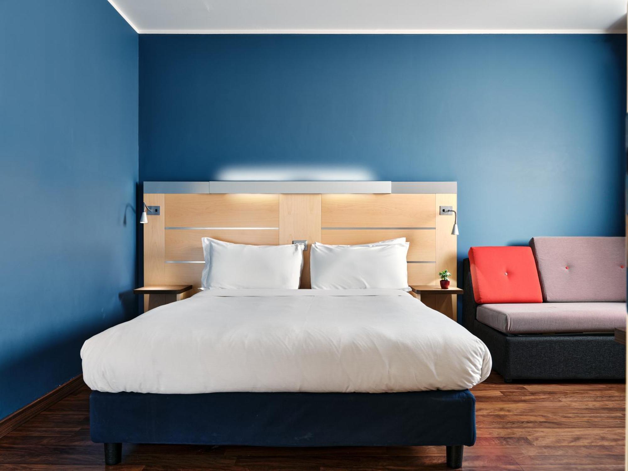 Hotel Express Milan-malpensa Airport By Ihg