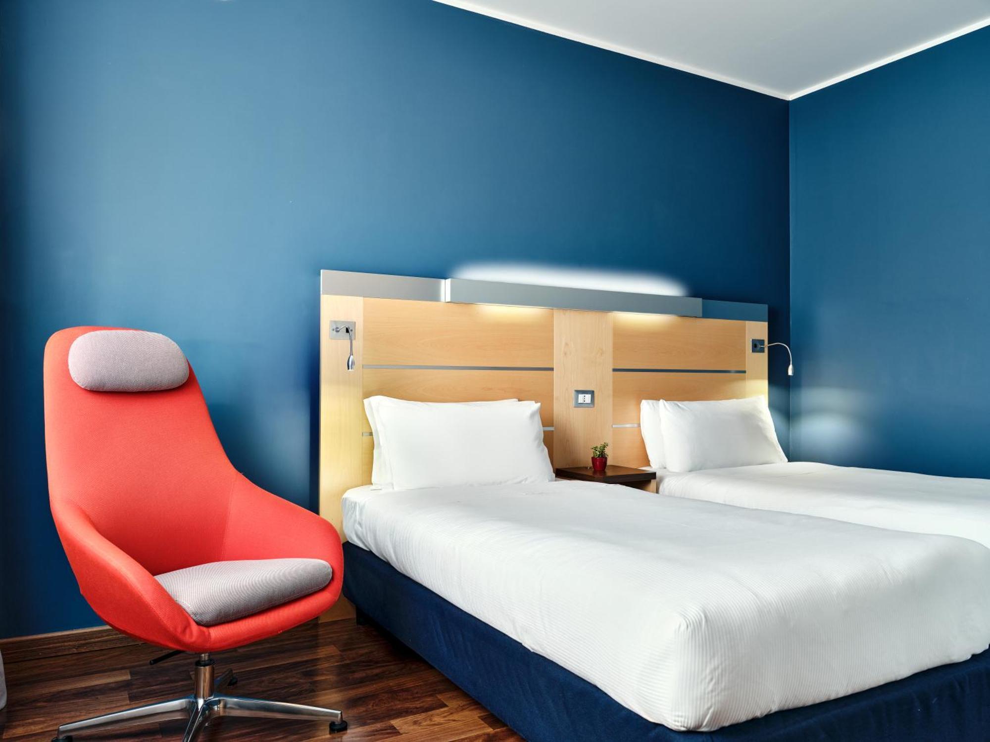 Hotel Express Milan-malpensa Airport By Ihg Somma Lombardo