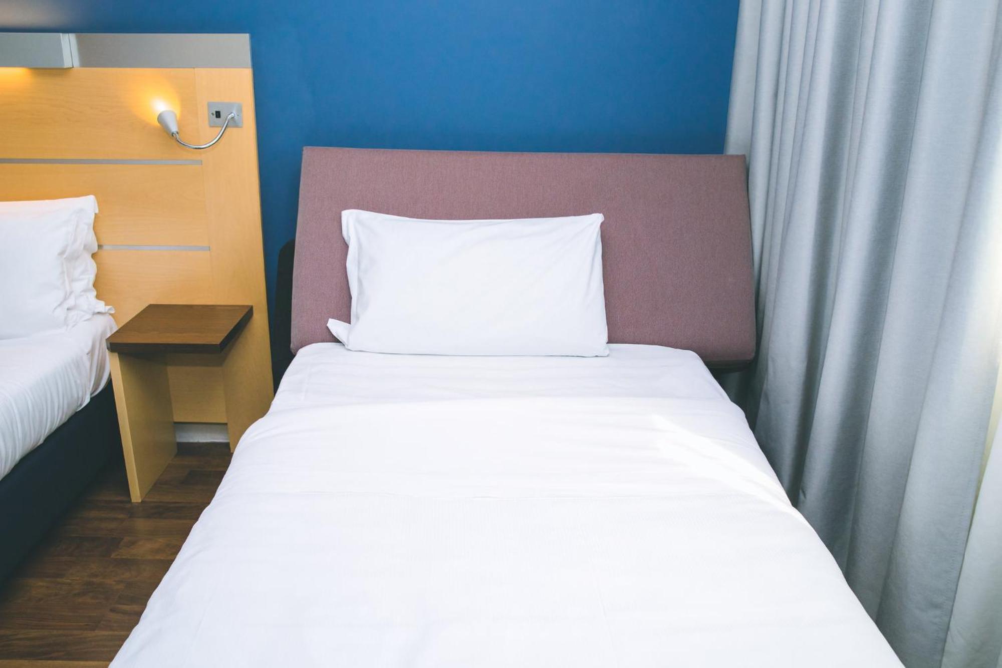 Hotel Express Milan-malpensa Airport By Ihg