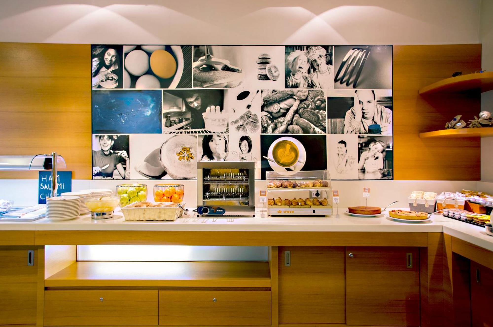 Express Milan-malpensa Airport By Ihg Hotel 3*